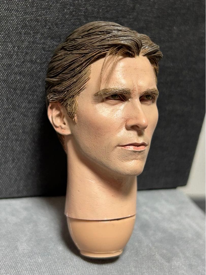1/6 カスタムヘッド バットマン ビギンズ　ブルース・ウェイン