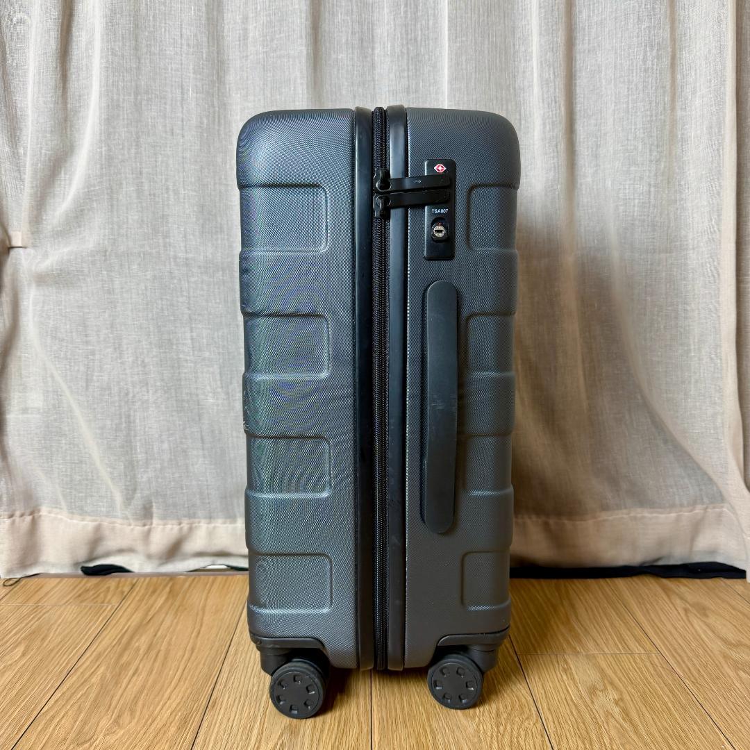 無印良品バーを自由に調節できる　ハードキャリーケース（３６Ｌ）