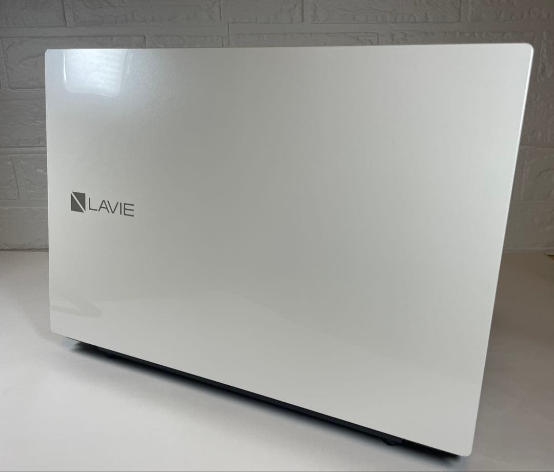【美品】NEC☆LAVIE☆ホワイト☆i3☆SSD☆サクサク動きすぐ使える