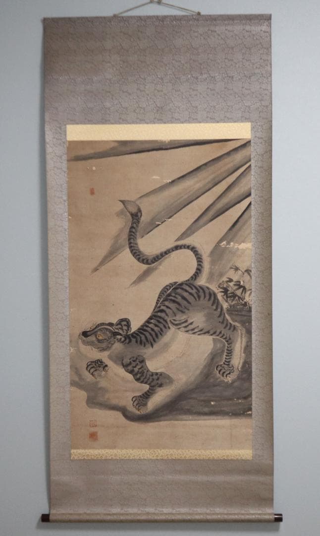 李朝　水墨画 虎の掛け軸