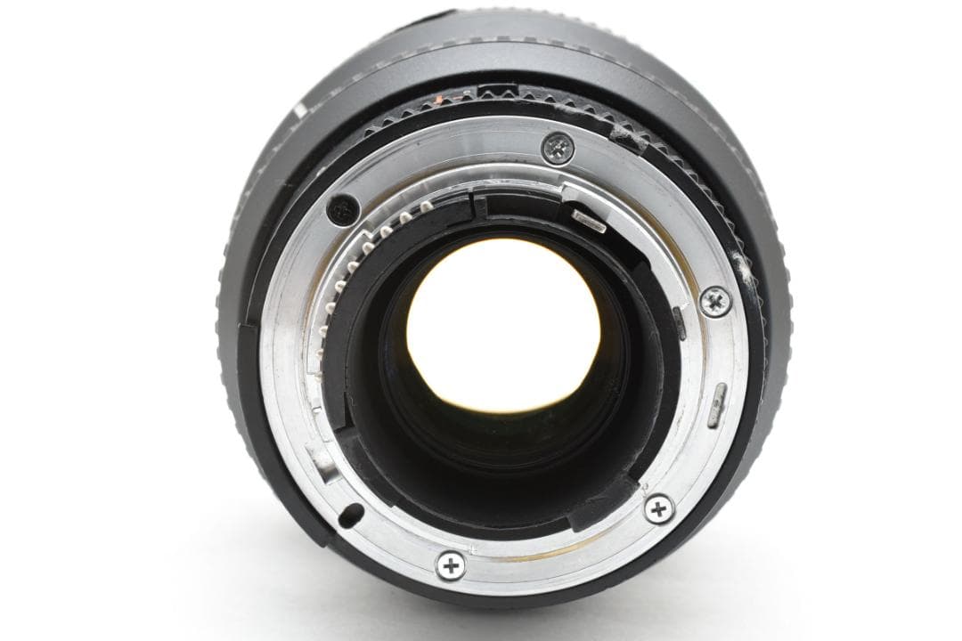 Nikon AF-S NIKKOR 17-35mm F2.8D ED カメラ