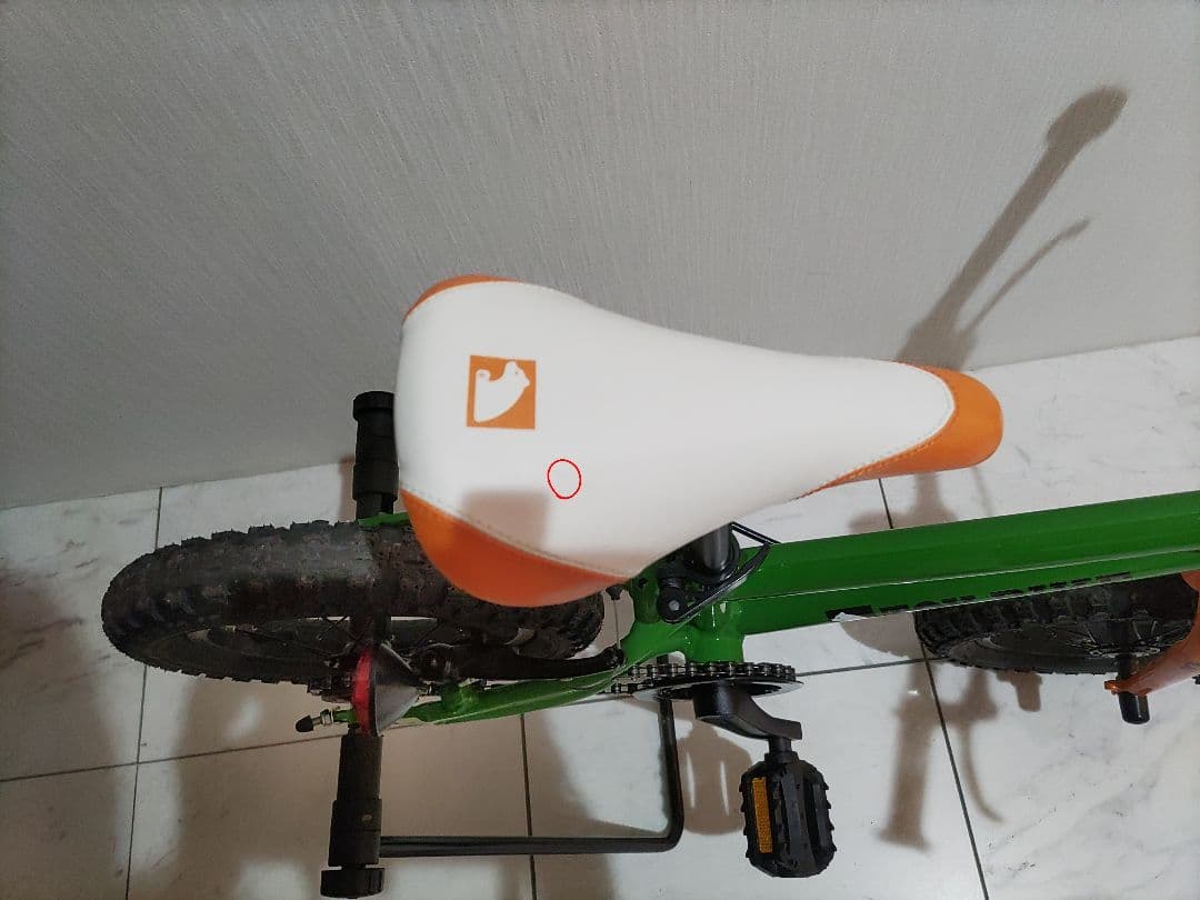 落馬の王子　ヨツバサイクル　幼児用自転車 12インチ 緑オレンジ 補助輪付