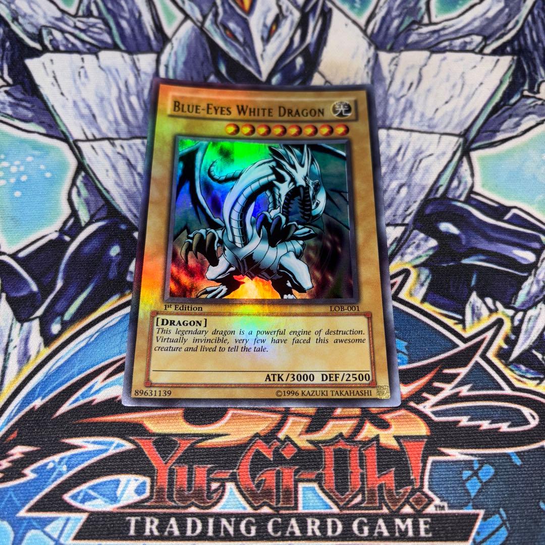 アジア版 青眼の白龍 LOB 1st ウルトラ 遊戯王 海外 英語 米 亜