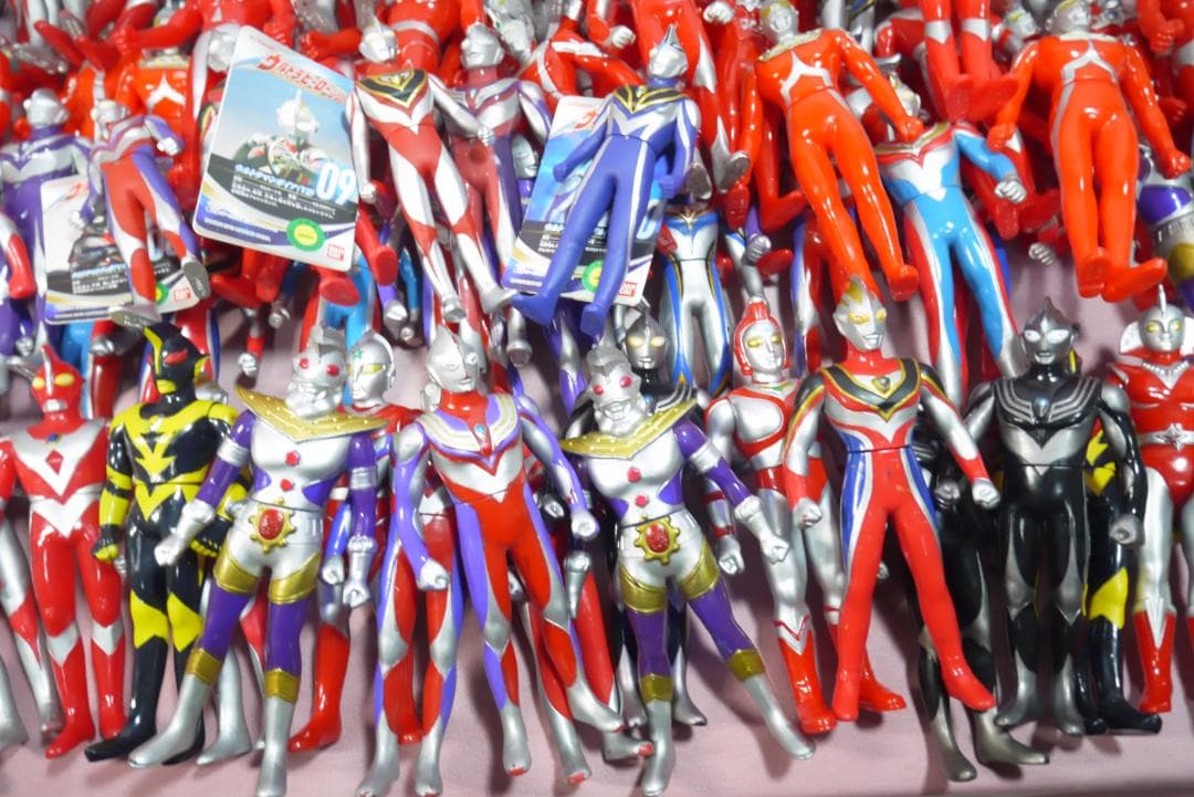 ウルトラヒーローシリーズ　ビッグサイズソフビ　など　175体