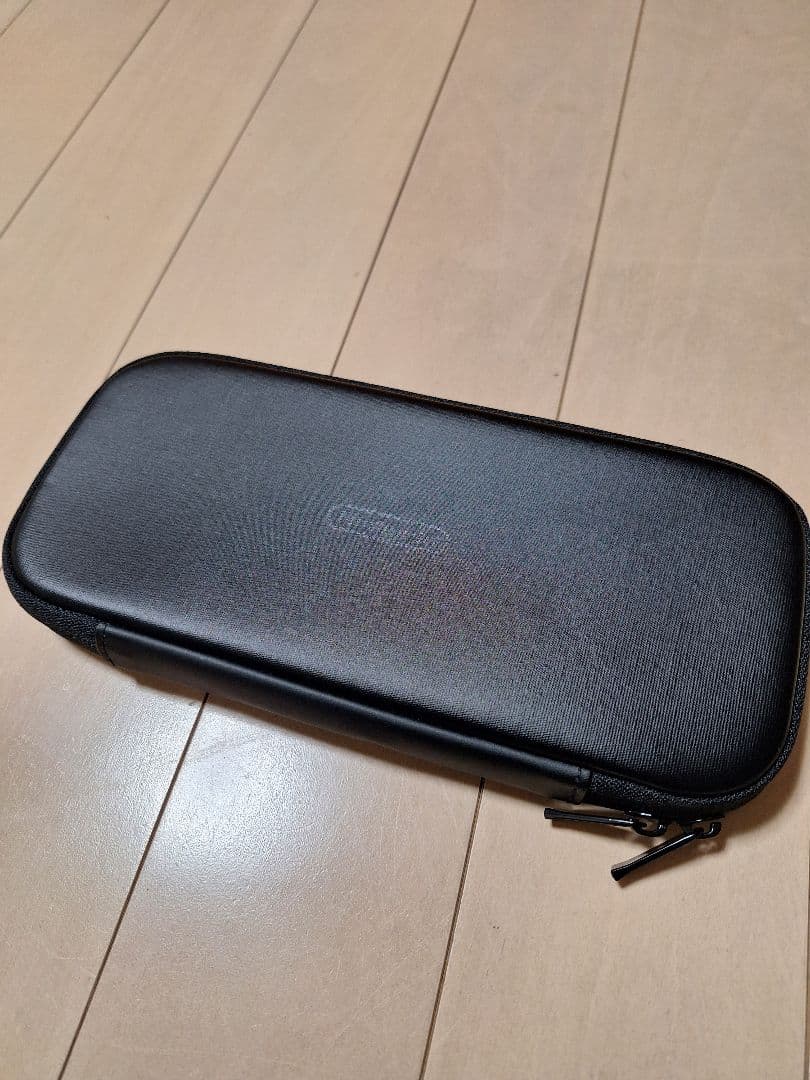ニンテンドーSwitch 本体　純正ケース付