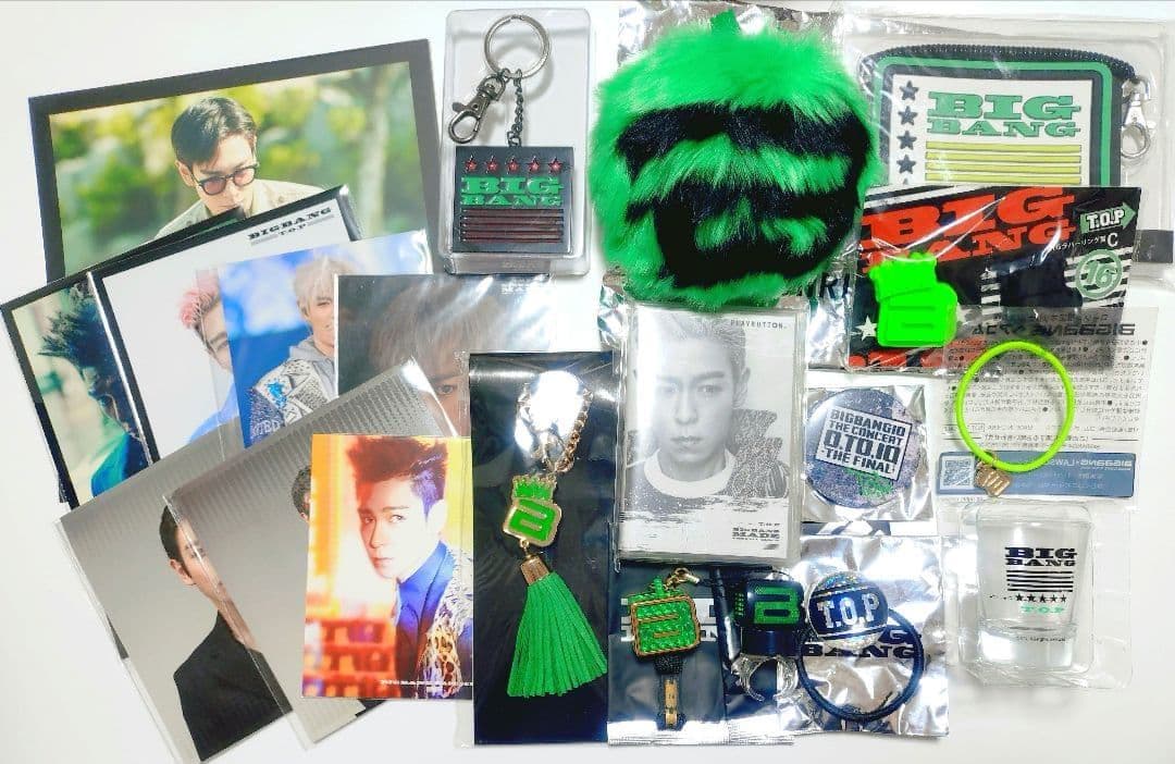 BIGBANG TOP フォトカード ファーチャーム プレイボタン リング