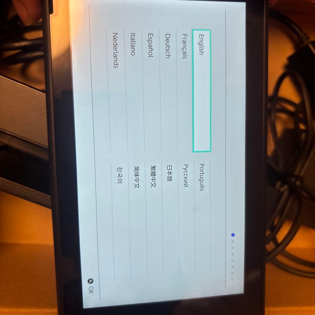 ニンテンドーSwitch 本体　バッテリー強化版　Joy-Con無し　動作◯