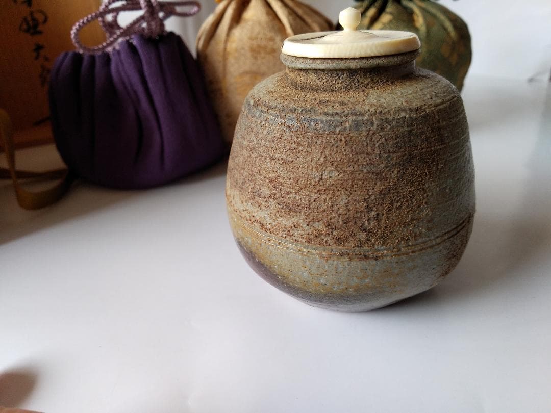 名工 岡安宮山人 茶入 立花大亀書付 常盤 仕覆 野田金襴 藤種純子 新品 です