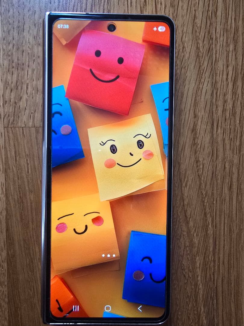 Samsung Galaxy Z Fold 4 256GB SIMフリー 韓国版