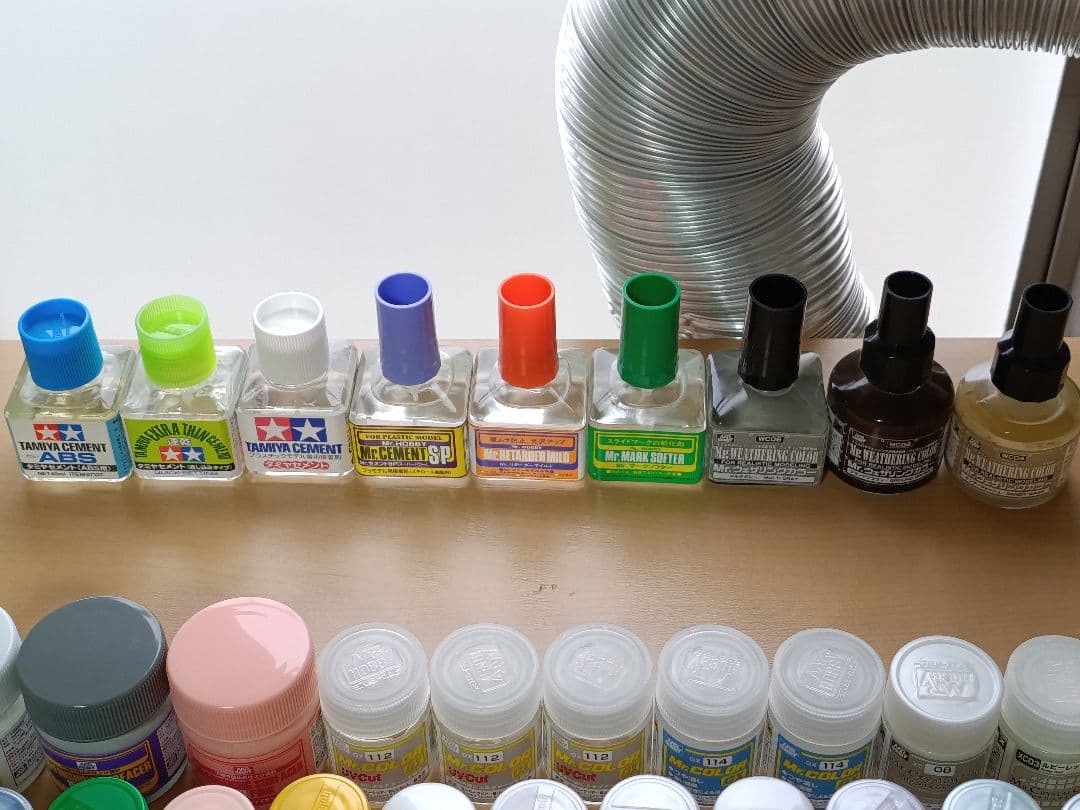 プラモデル用塗料、製作工具、他