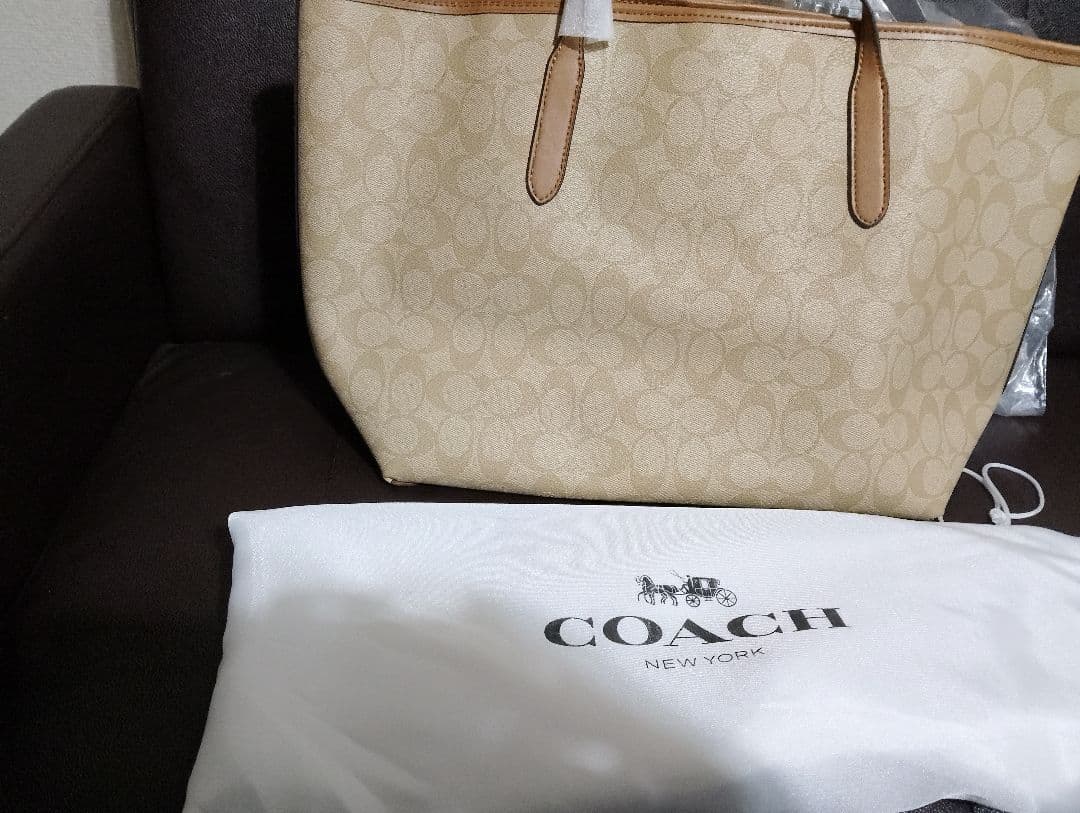 COACH ショルダーバッグ ベージュ 保存袋付き