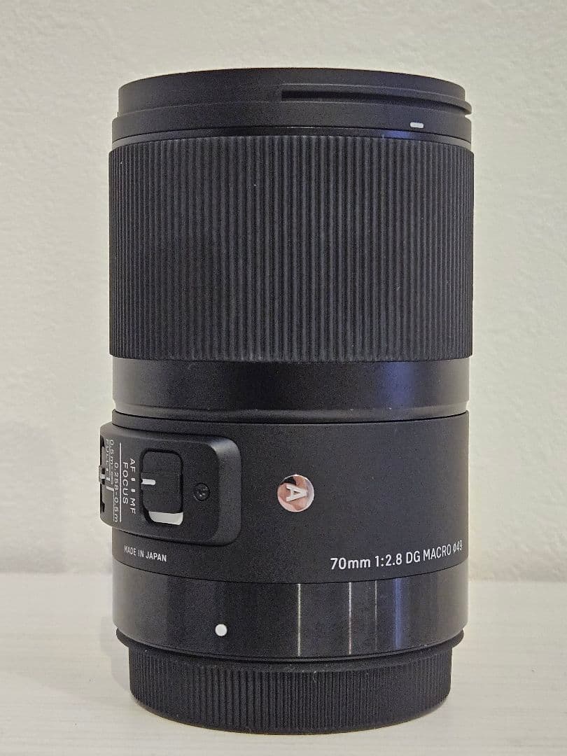 SIGMA 70mm F2.8 DG MACRO EFマウント