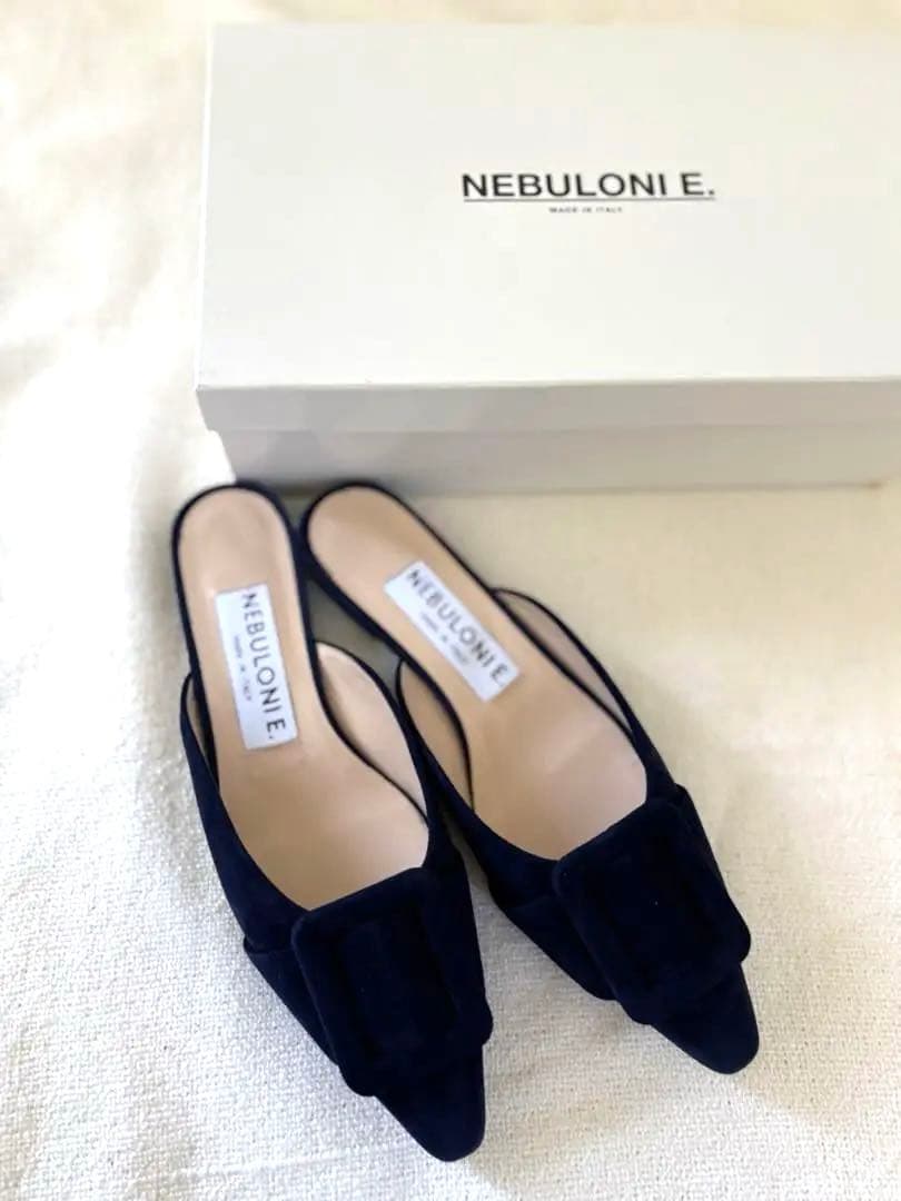 新品未使用★NEBULONIE ネブローニ　スエード バックルミュールサンダル