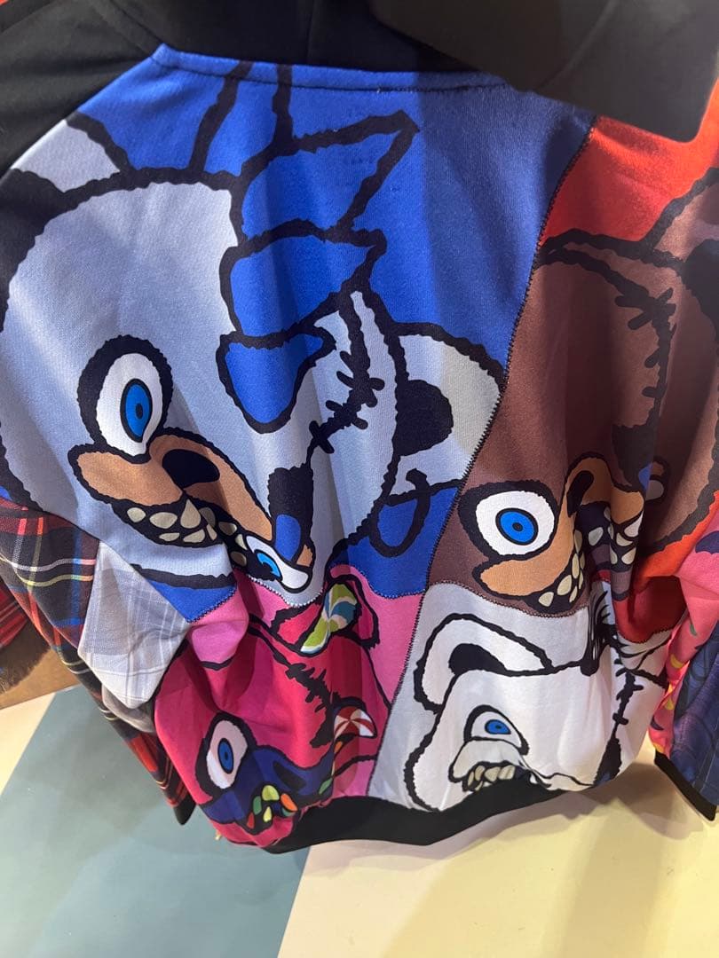 USJ 限定　ハミクマ　パーカー　Mサイズ