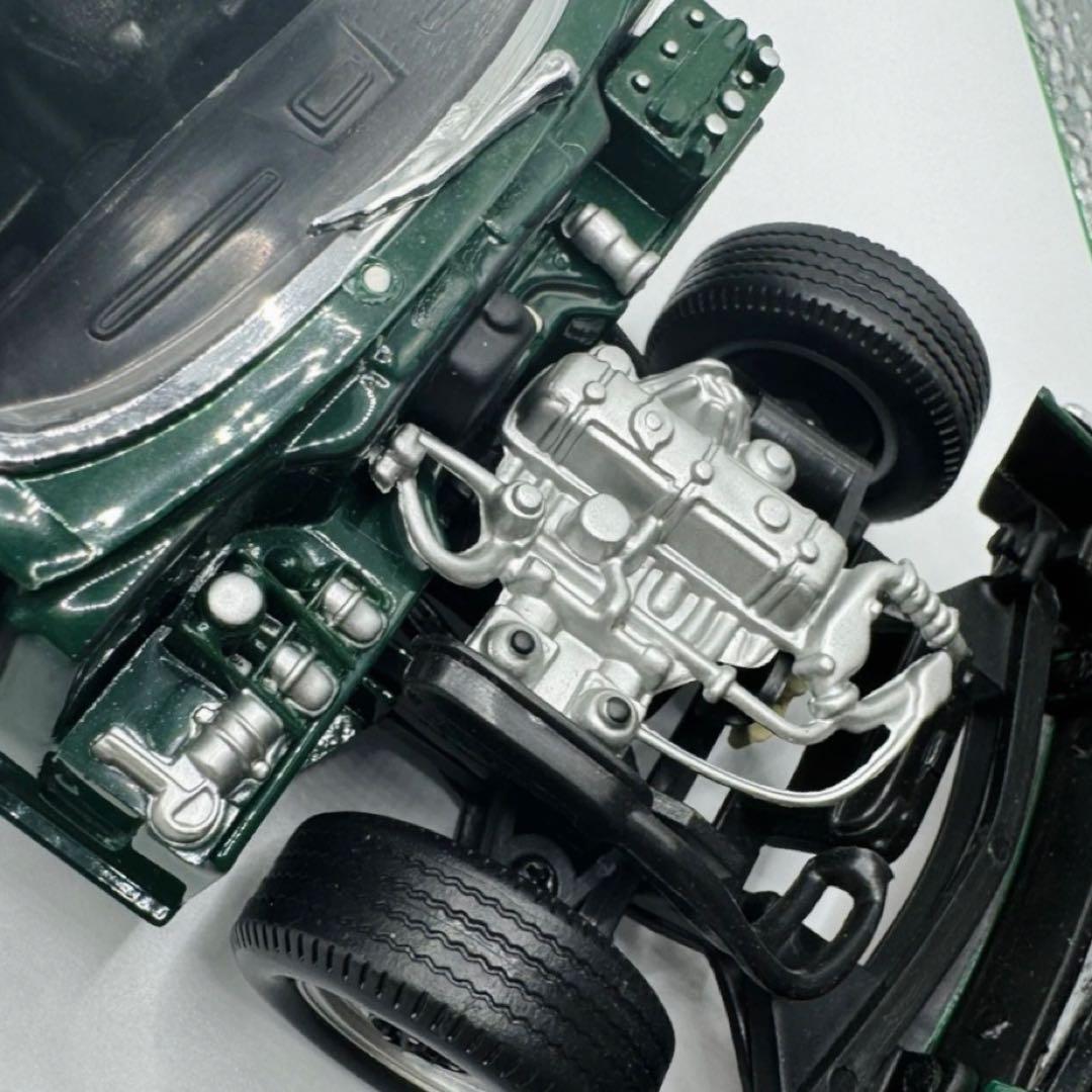 ワンオフカスタム 1/18 SunStar トライアンフ GT6 MK3