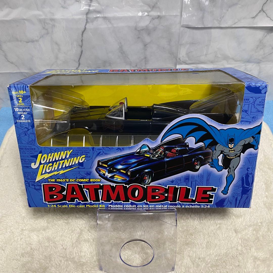Johnny Lightning Batmobile 1:24 スケール