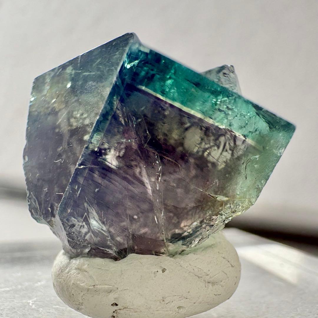 491 イギリス　レディアナベラ鉱山　フェアリーホールズポケッフローライト