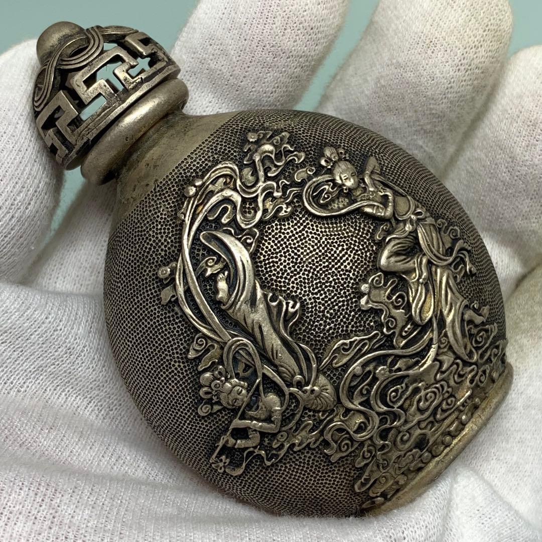 旧蔵　清国時代　宣統年製 二仙女図 鼻煙壺 金属工芸 凹凸彫蓋 珍品　縁起物