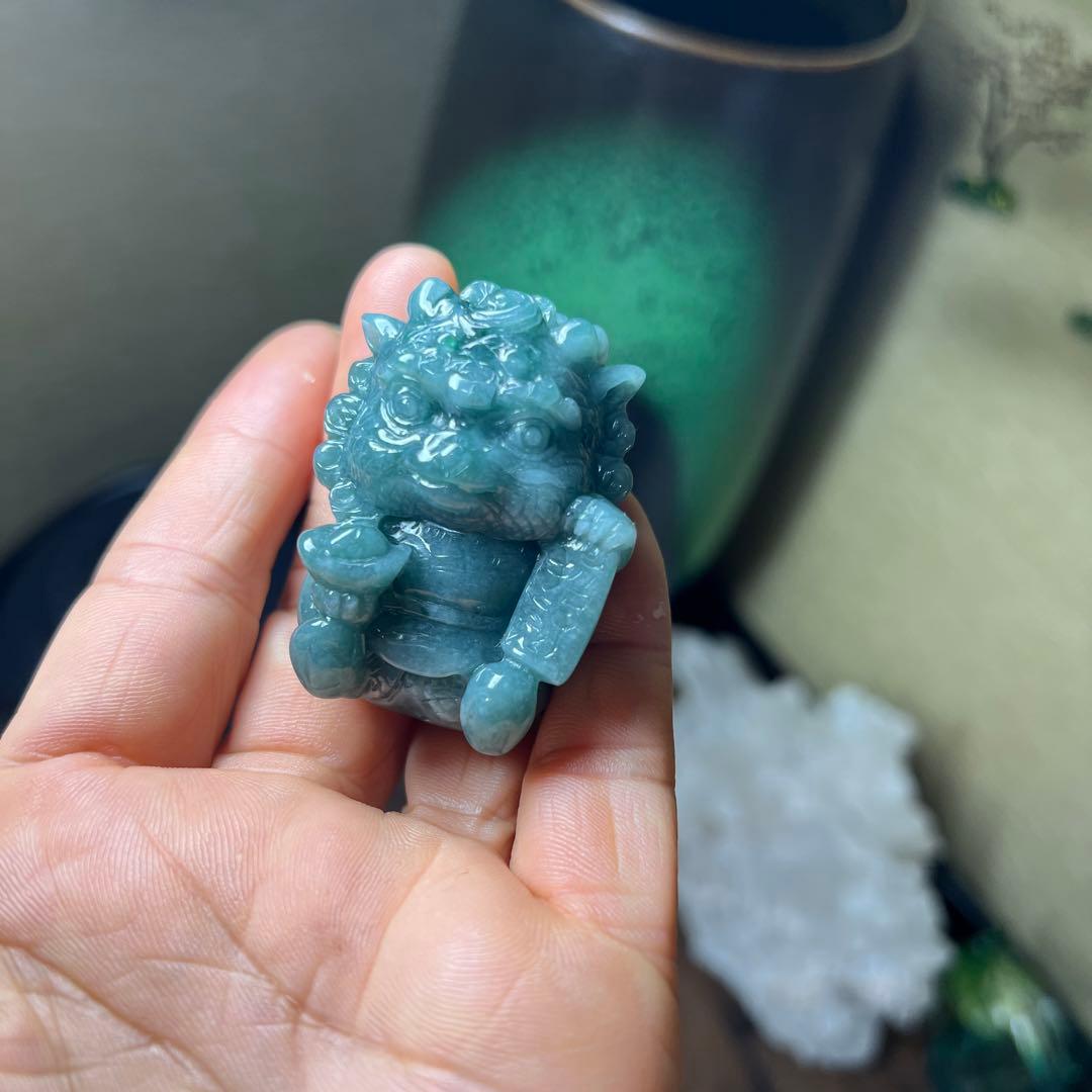 本翡翠、コレクションアニメ龍神