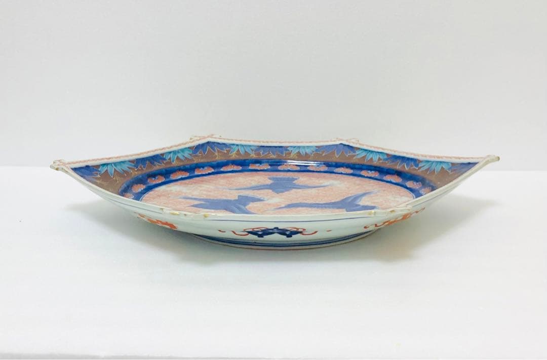 明治初期 香蘭社 色絵褐地青海波鳥竹文 ブラックホーソン六角大皿