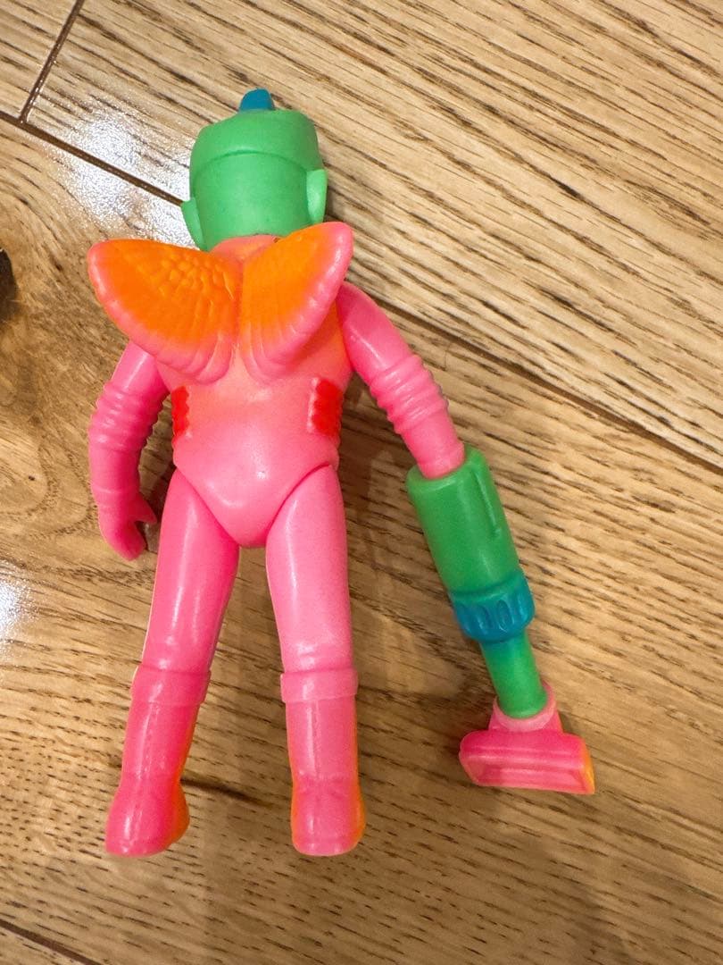 レア❤︎ソフト焼き玩具 隼 掃除機入り/黄緑マスク/ピンクボディ 2期