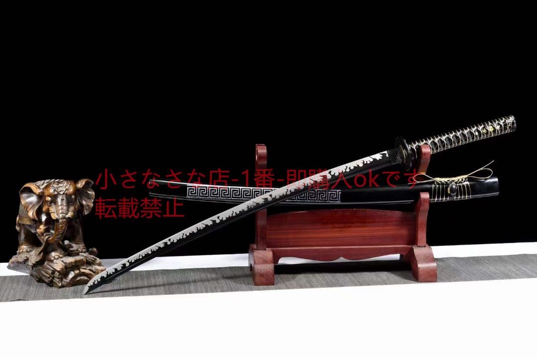 黒金の侍  古兵器 武具 刀装具 日本刀 模造刀 居合刀