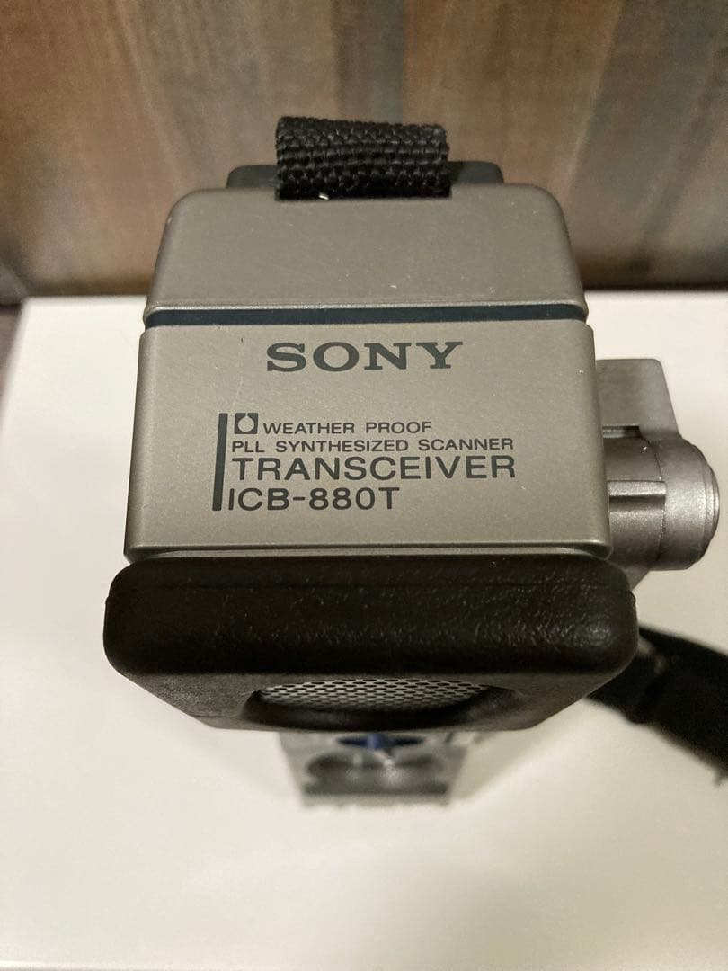 コ*イ様 【SONY TRANSCEIVER ICB-880Tジャンク品】