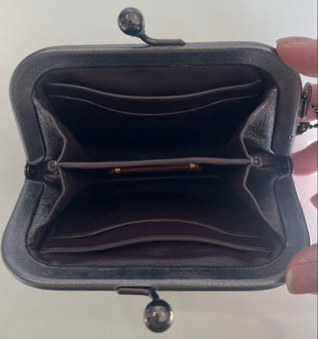 美品　COACH スタースタッズ付き　がま口　ケース