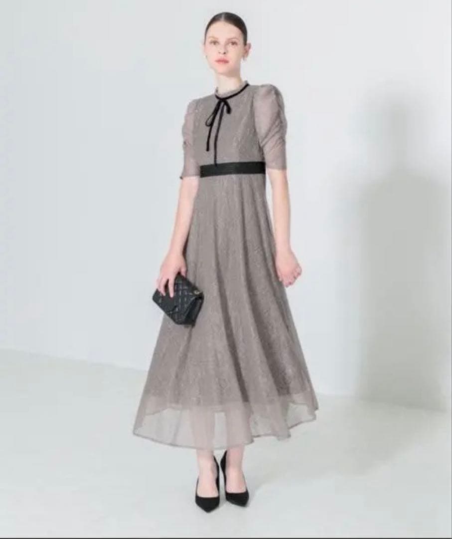 Lejaウエストマークパフスリーブレースロングドレス