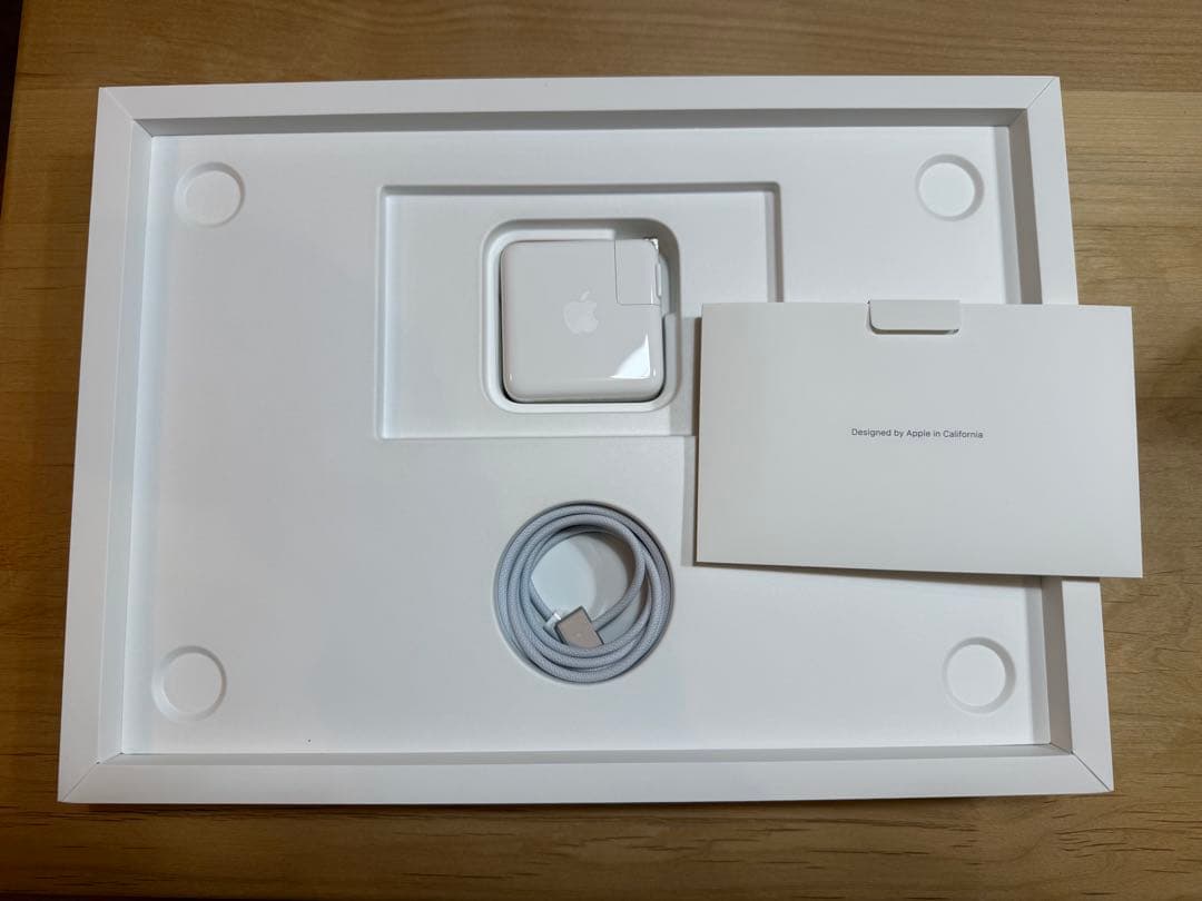 Apple MacBookAir M2 15インチ シルバー 16G/512G