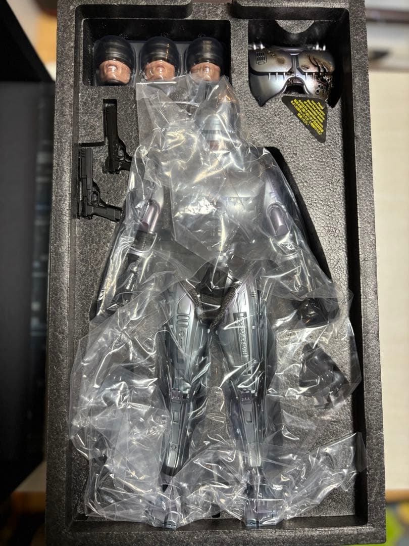 ホットトイズ ロボコップ 3 ダイキャスト 1/6 フィギュア