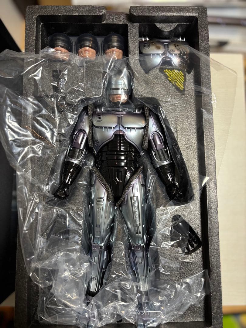 ホットトイズ ロボコップ 3 ダイキャスト 1/6 フィギュア