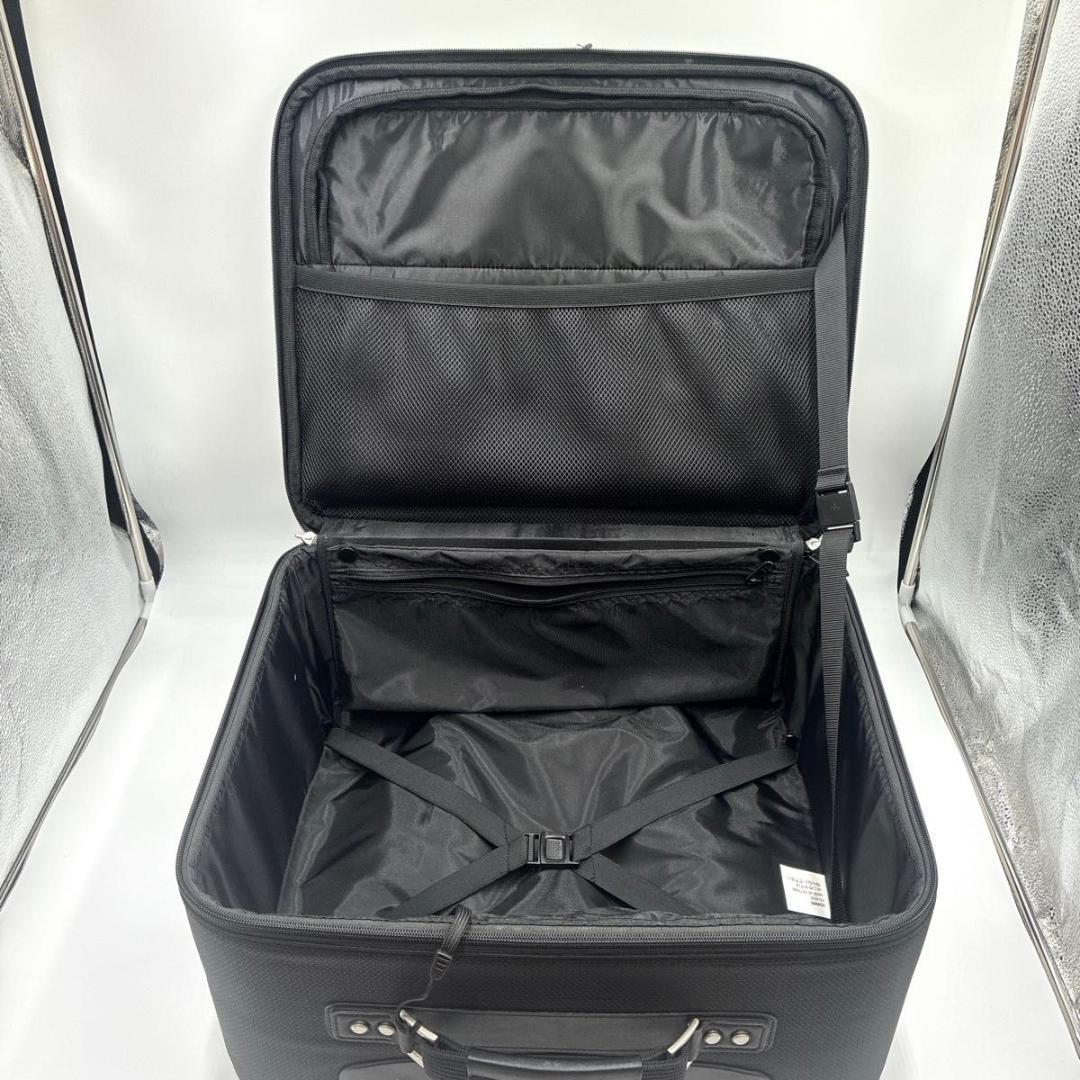 ゆうり　SWANY スワニー キャリーバッグ 四輪 キャンバス ビジネス