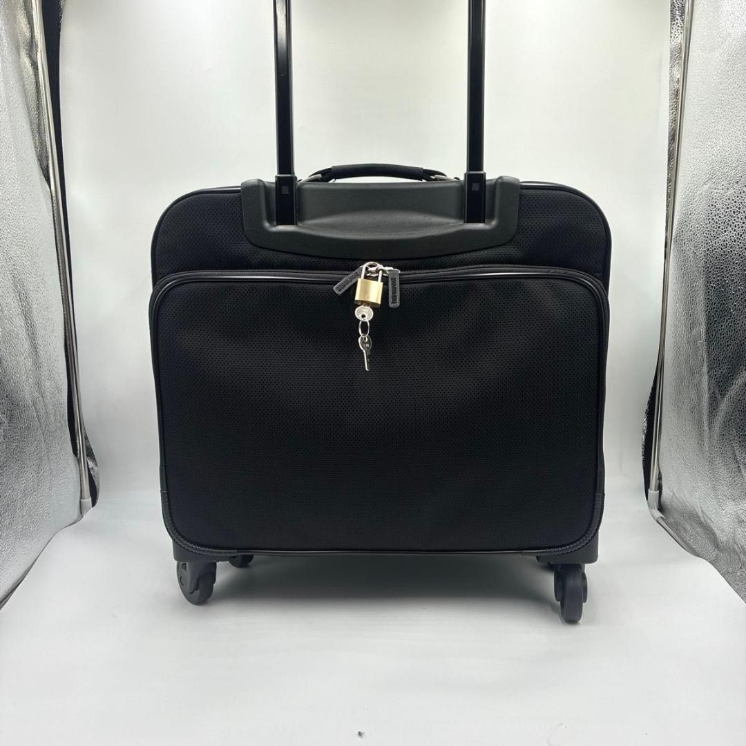 ゆうり　SWANY スワニー キャリーバッグ 四輪 キャンバス ビジネス