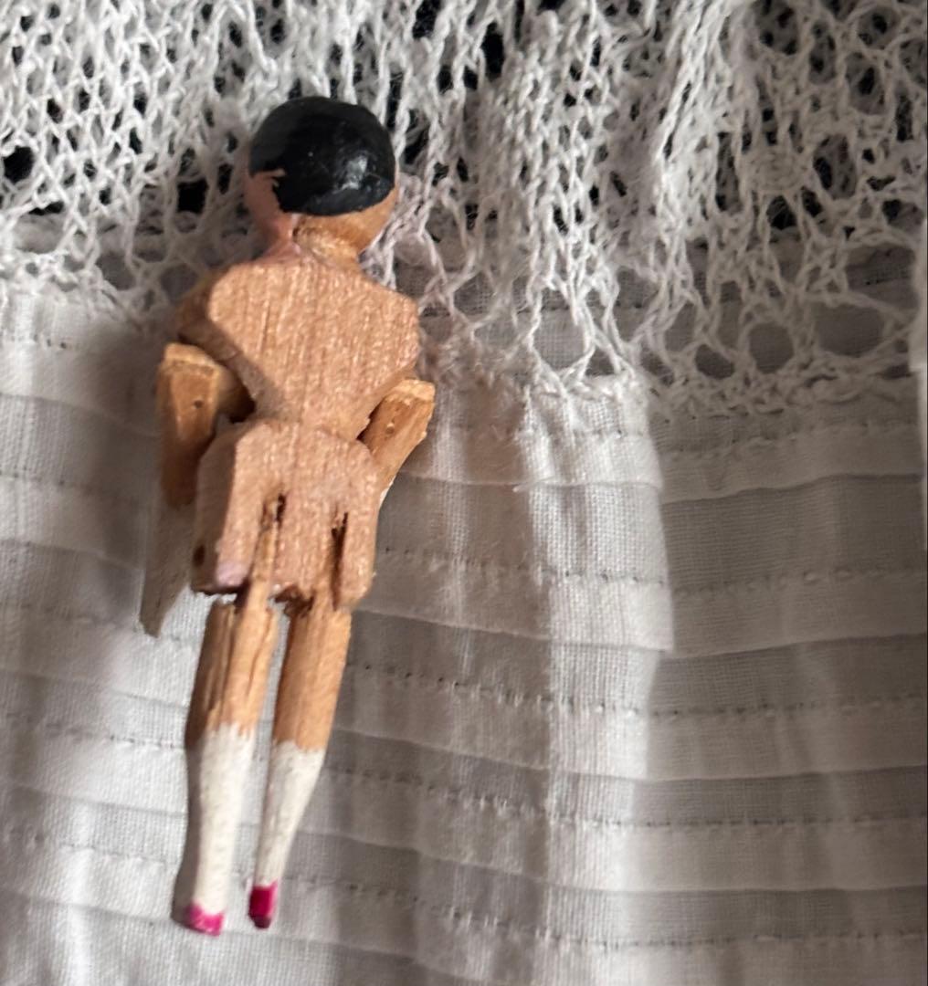 レア極小3.3cm ペグドール　ウッデンドール　アンティークドール　1900年