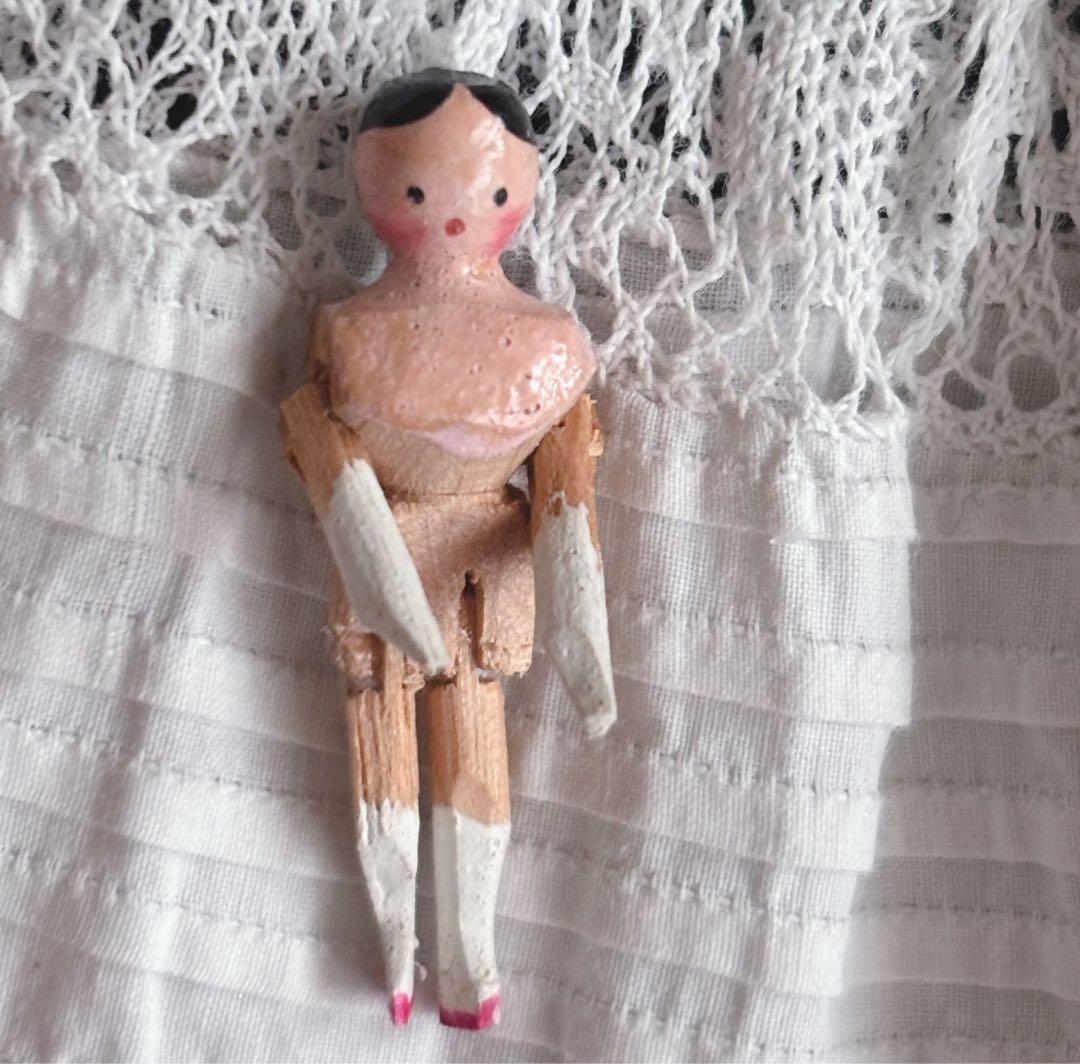 レア極小3.3cm ペグドール　ウッデンドール　アンティークドール　1900年