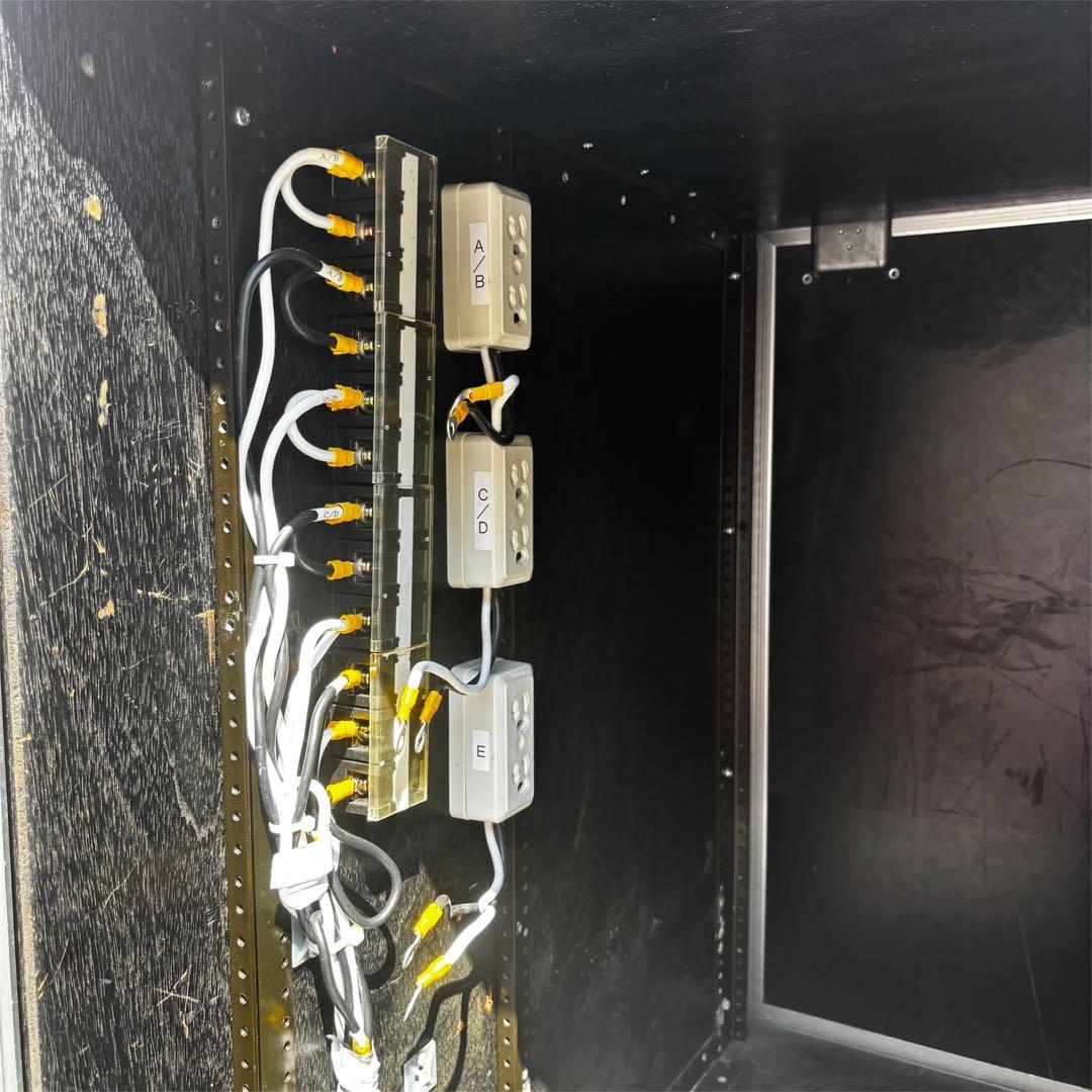 PULSE 18U ラックケース ①