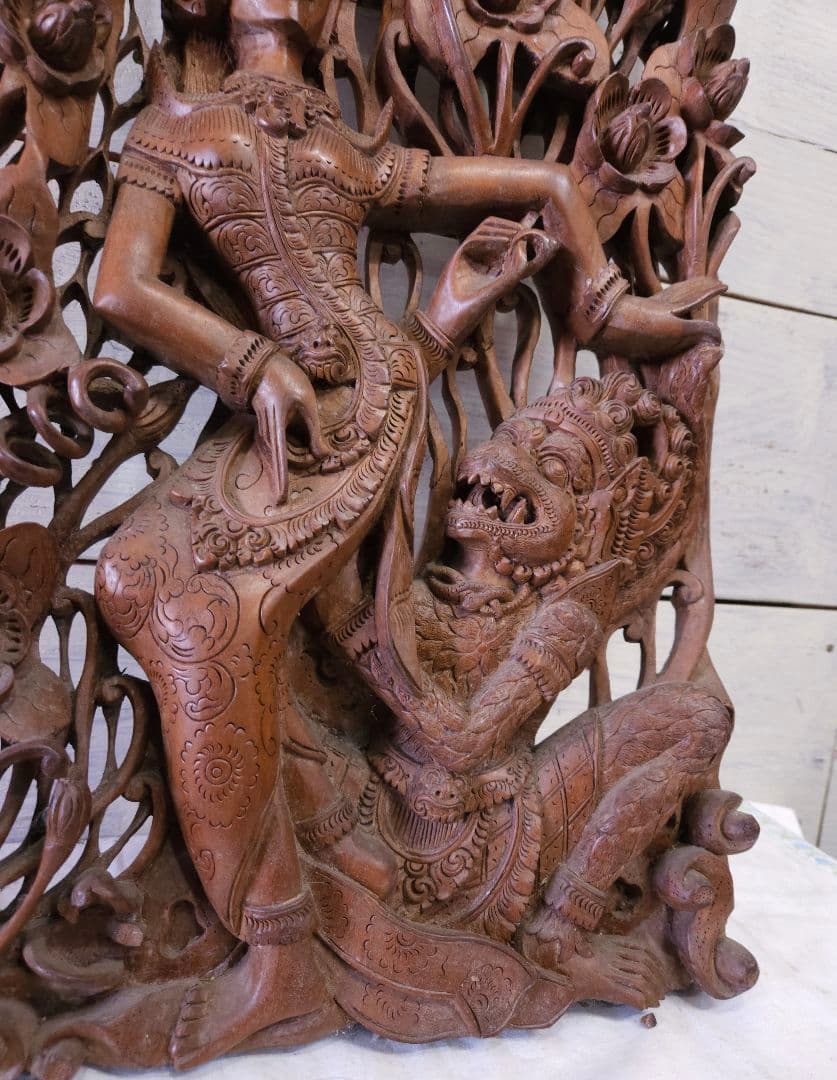 アンティーク インド 木彫りの壁掛け 天然木 木製 無垢材 仏教 古美術 彫刻