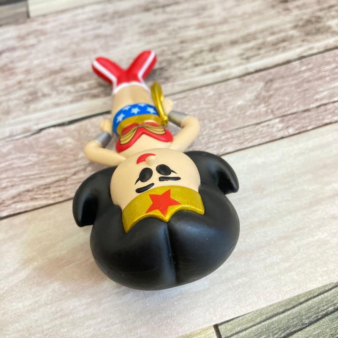 DCコミックス　ワンダーウーマン　フィギュア