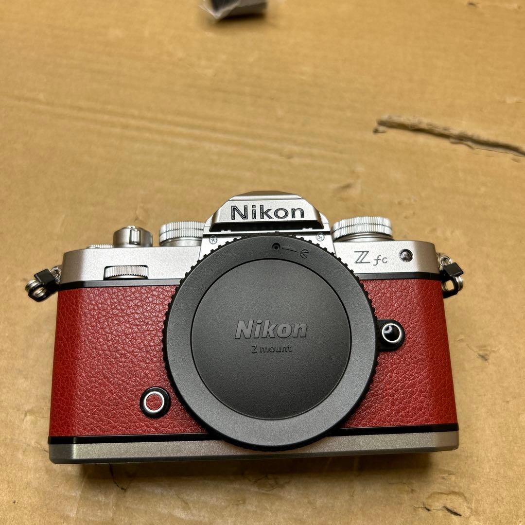 Nikon ミラーレス一眼カメラ Z fc ボディ Zfc レッド