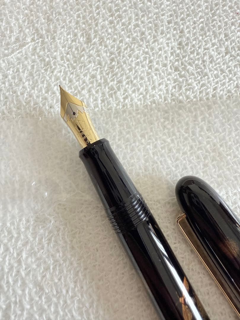 ナミキ万年筆蒔絵、蛍、10号サイズ