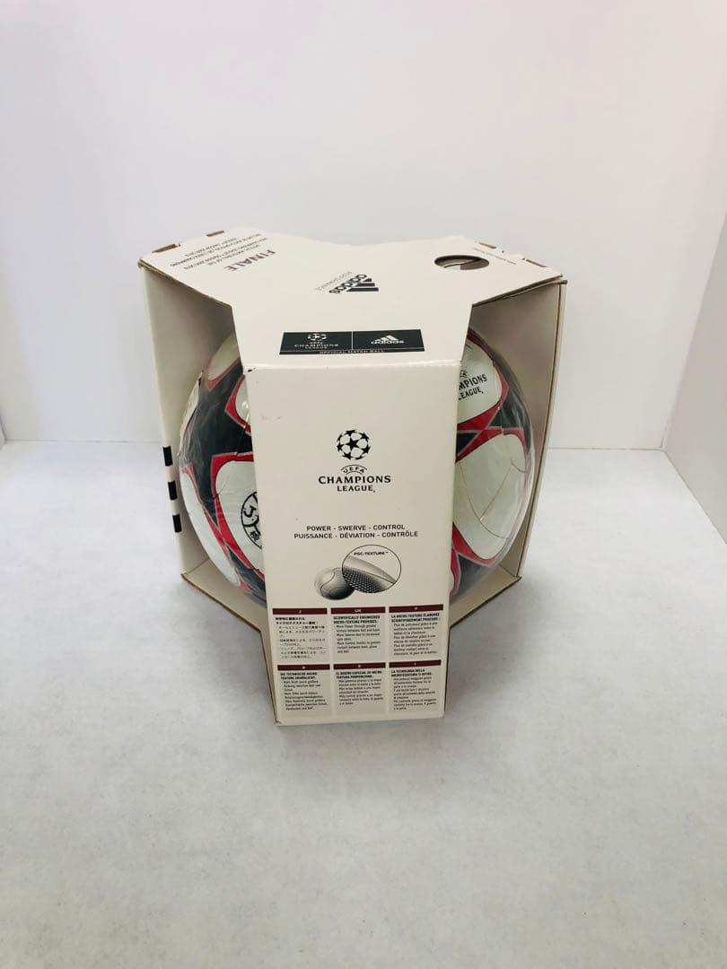 アディダス 公式球 フィナーレ チャンピオンズリーグ 09 チームガイスト