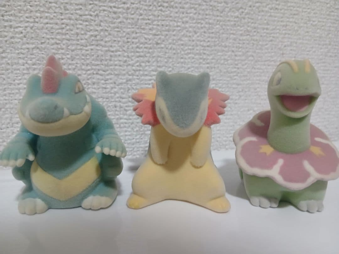 匿名発送❗やわらか　ポケモン　3種セット　フィギュア