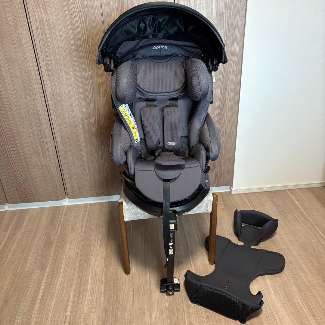 Apricaチャイルドシート フラディアグロウ　セーフティープラスプレミアムAB