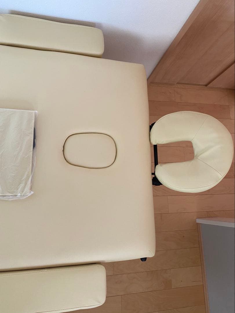 折りたたみマッサージベッド 専用キャリーバッグ付