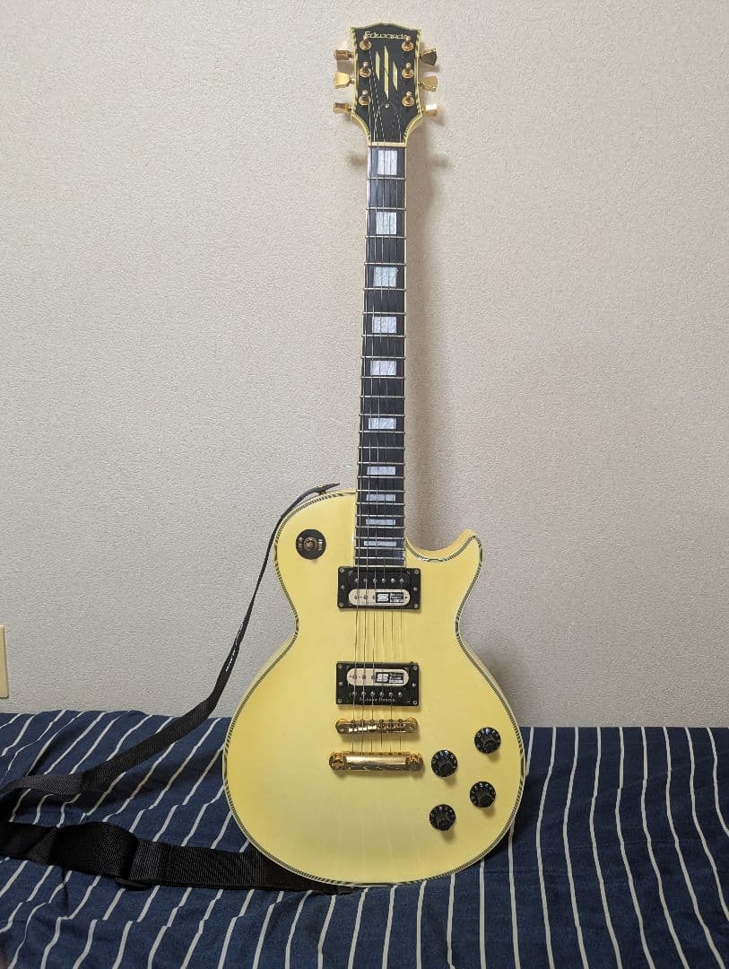 イエロー エドワーズ レスポールスタイル エレキギター ギターケース付き