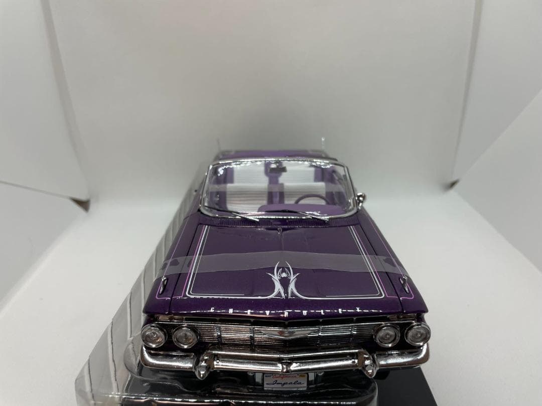 105-011 サンスター 1/18シボレー インパラ Lowrider