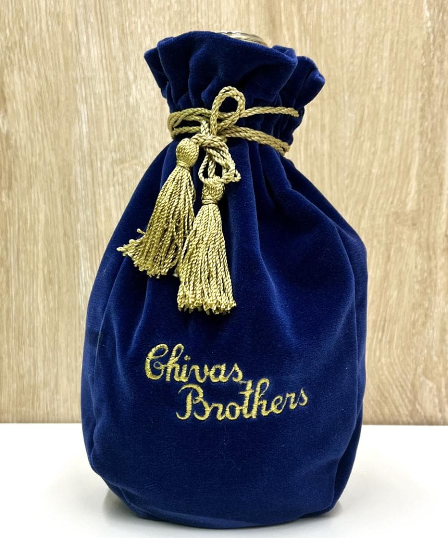 ロイヤルサルート 21年 陶器ボトル 750ml 40％ 総重量1373g