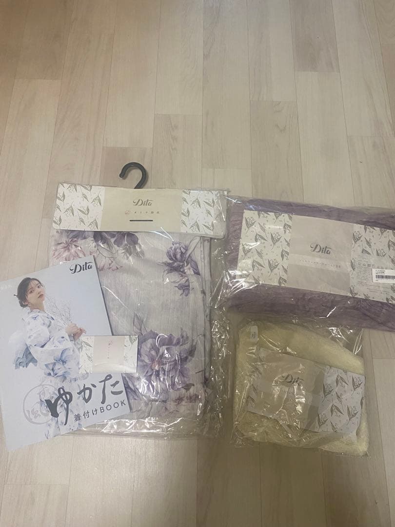 Dita 浴衣・帯セット 紫花柄