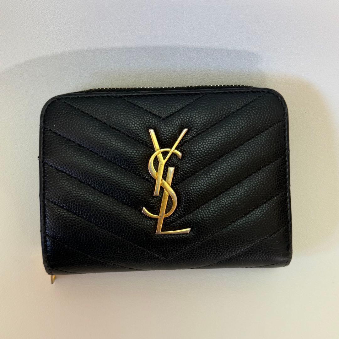 【nano chan様】SAINT LAURENTモノグラム コンパクト